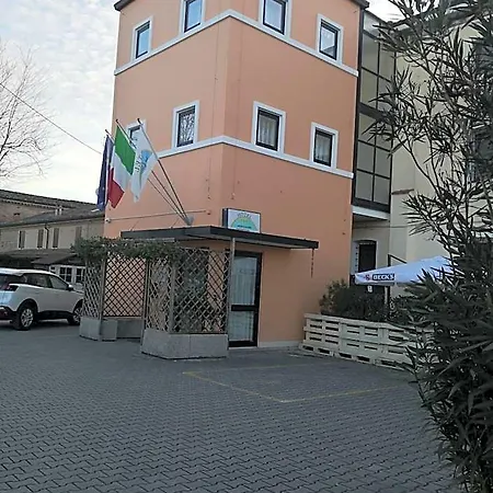 Otel La Cantina 3*