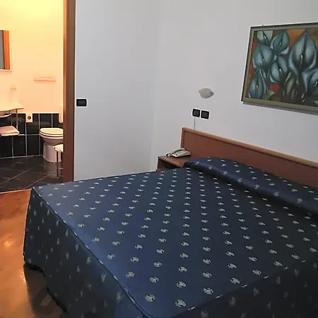 La Cantina Otel