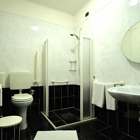 La Cantina Hotell 3*